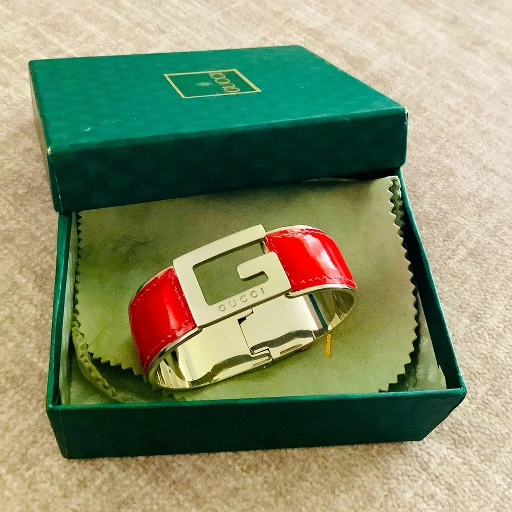 Authentic GUCCI bangle bracelet ❤️❤️❤️